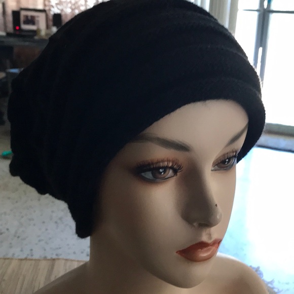 Knit hat - Picture 7 of 7